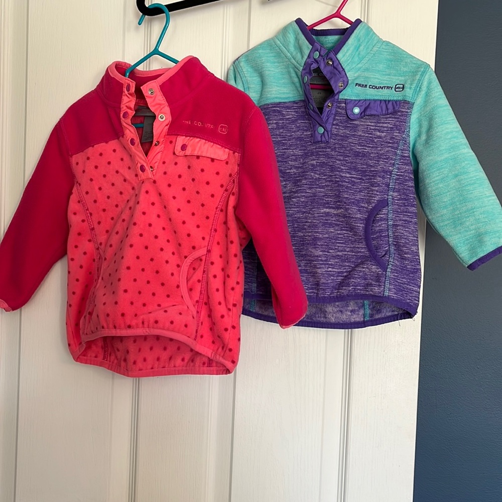 Set of Two Free Country Fleece Pullovers